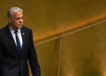لاپید: نتانیاهو نمی‌تواند اسرائیل را در دوران جنگ مدیریت کند