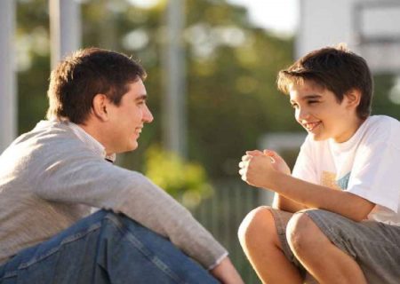 نوجوانان بالغ چگونه رفتار کنیم؟