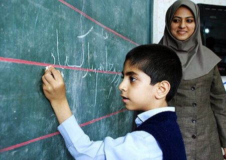 بااجرای نظام رتبه بندی حقوق معلمان تاسقف ۷میلیون تومان افزایش می یابد