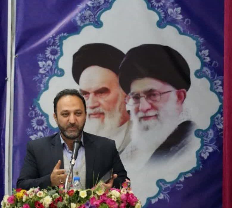 مدیران پاسخگوی مطالبات مردم باشند