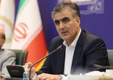 فرزین: تذکر جدی به ۸ بانک ناتراز داده شد