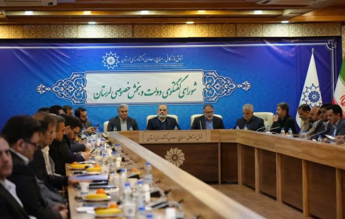 کارآفرینان در رفع بیکاری جامعه مسئولیت داشته باشند