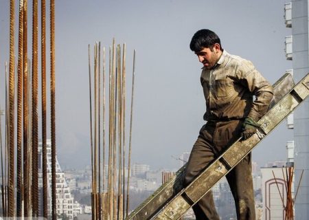 کف عیدی کارگران ۱۰ میلیون و ۱۶۵ هزار تومان تعیین شد