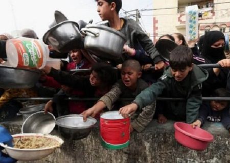 سناتور آمریکایی: ما در قحطی و فاجعه انسانی غزه شریک هستیم