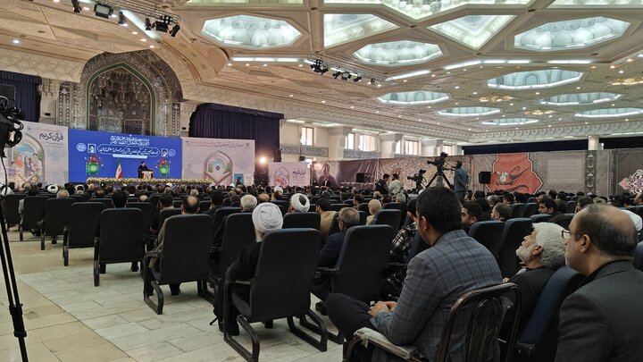 خادمان قرآن توسط سوی رییس جمهور تجلیل شدند