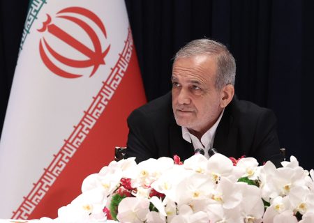 پیام نخستین سفر رئیس‌جمهور از نیویورک؛ طرحی نو دراندازیم/سوغاتی تاریخی پزشکیان برای مردم