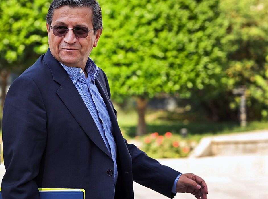 همتی: بریکس مانع یکجانبهگرایی آمریکا و غرب خواهد بود