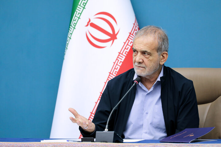 دستور پزشکیان به دستگاههای دولتی برای کمک به بهبود بازار سرمایه