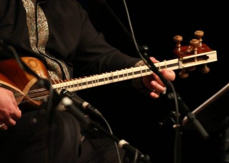 با شنیدن این آلبوم به مرحله درخشان موسیقی ایرانی می‌روید