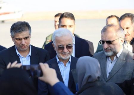 مومنی: تغییر استانداران تا ۲ هفته دیگر به پایان می‌رسد