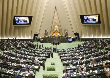آغاز جلسه علنی مجلس برای ادامه بررسی لایحه بودجه