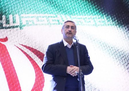 استاندار لرستان بر لزوم خدمت‌رسانی بی‌وقفه به مردم تأکید کرد
