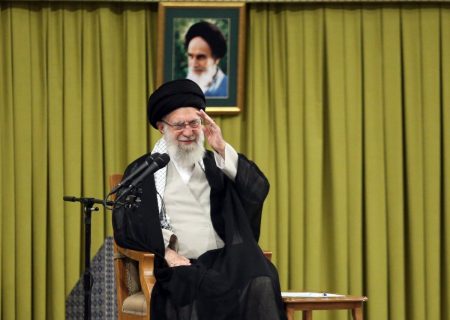 رهبر انقلاب: الگوی آمریکا برای منطقه شکست خورده است