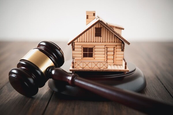 آیا با فوت موجر و مستأجر، قرارداد اجاره باطل میشود؟