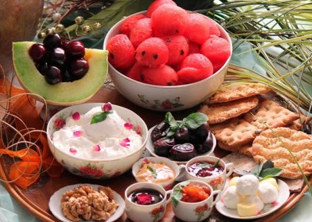 خوراکی‌هایی که تابستان شما را خنک می‌کنند
