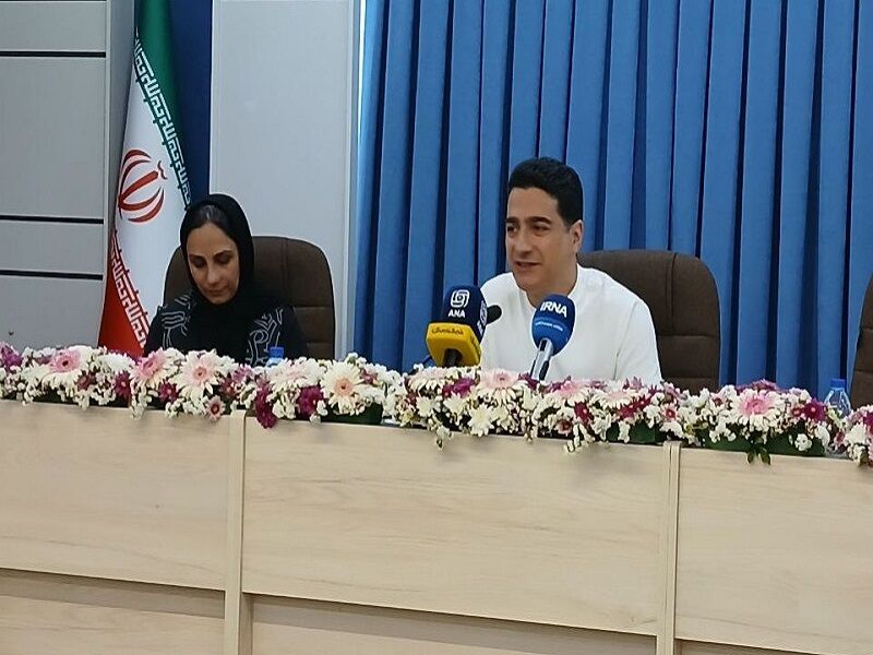 همایون شجریان: اگر جنگ شود کنار مردم ایران میمانم/ اجرای کنسرت رایگان در میدان آزادی