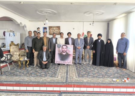 تجلیل از خانواده معظم  شهیدوالامقام سیدمهدی سهرابی