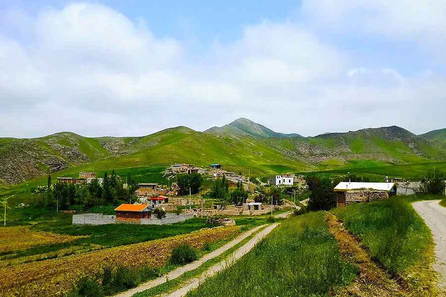روستای زرگر؛ رازآلودترین روستای قزوین با چهرهای اروپایی