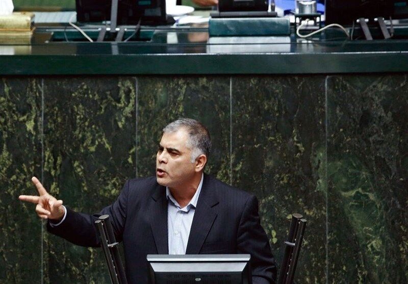 وزیر نفت: فعلاً برنامهای برای تغییر قیمت یا سهمیه بنزین وجود ندارد