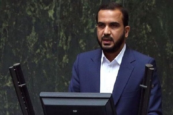 حداقل حقوق در سال آینده ۴۳ درصد افزایش مییابد